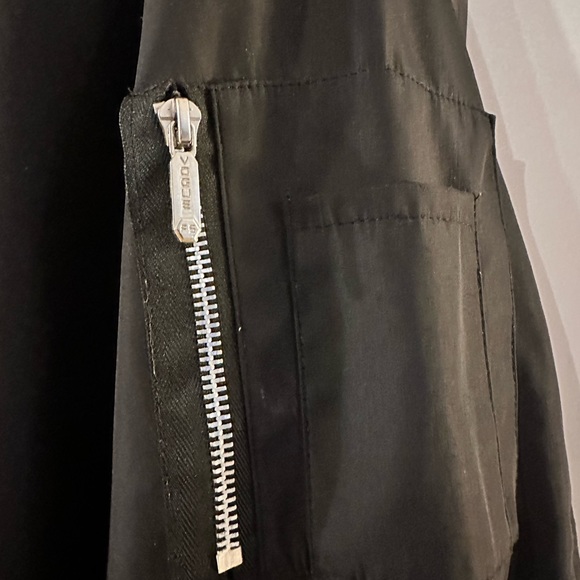 Unisex light weight bomber style jacket size L/xl - Picture 2 of 5